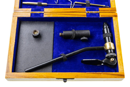 Hareline Dubbin Anglerhaus Standard Tool Kit w/ Pedestal Base